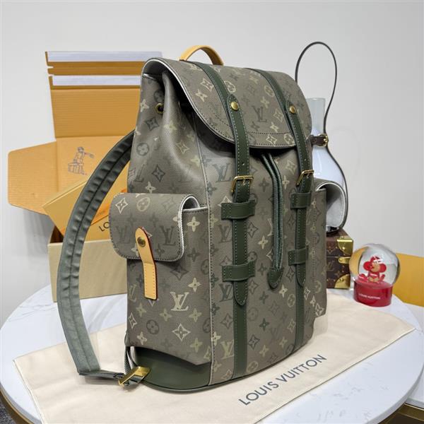 2026122114854707 270